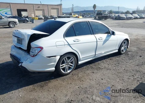 2013 Mercedes-Benz C 250 Sport from USA, damaged, VIN WDDGF4HB4DR277431